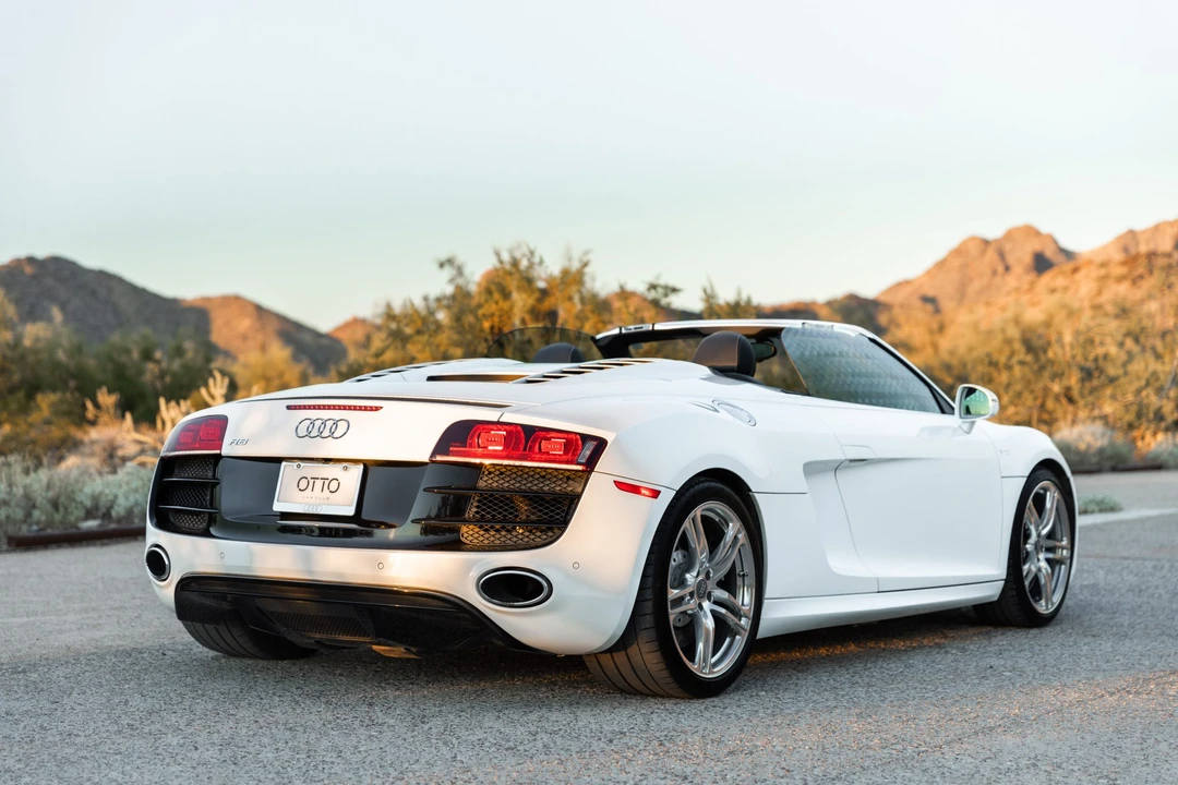 2011 Audi 42 R8 - Image 6 of 31