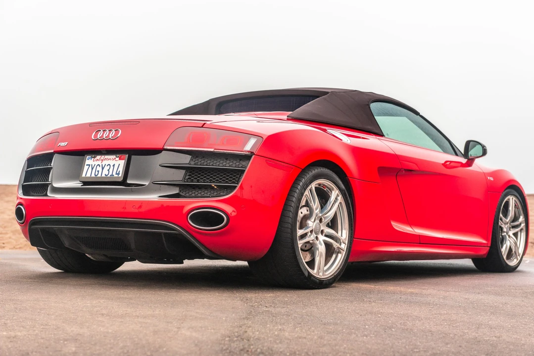 2011 Audi 42 R8 - Image 8 of 31