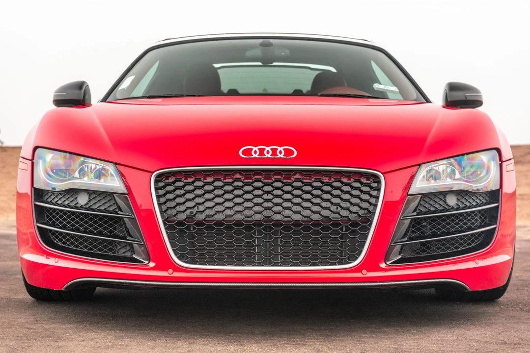 2011 Audi 42 R8 - Image 3 of 31