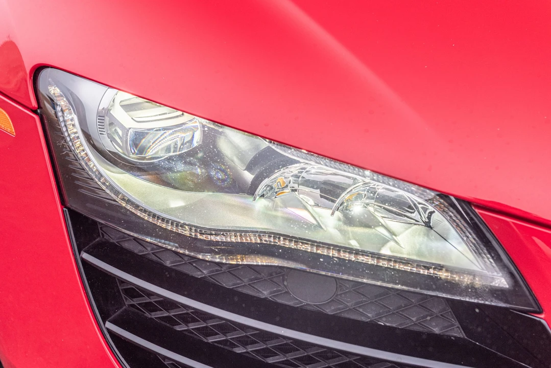 2011 Audi 42 R8 - Image 29 of 31