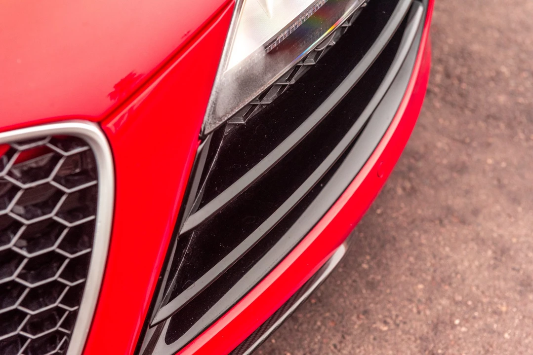 2011 Audi 42 R8 - Image 28 of 31