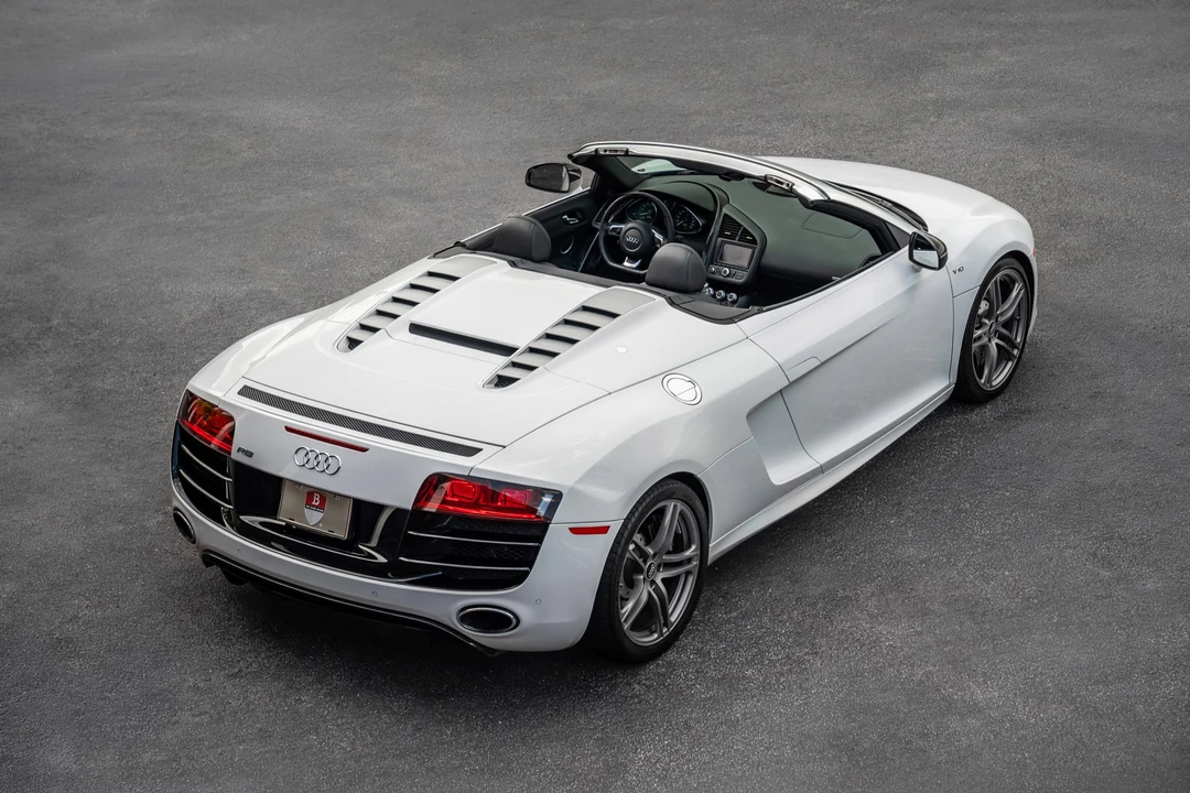 2011 Audi 42 R8 - Image 16 of 31