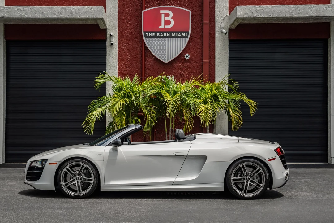 2011 Audi 42 R8 - Image 21 of 31