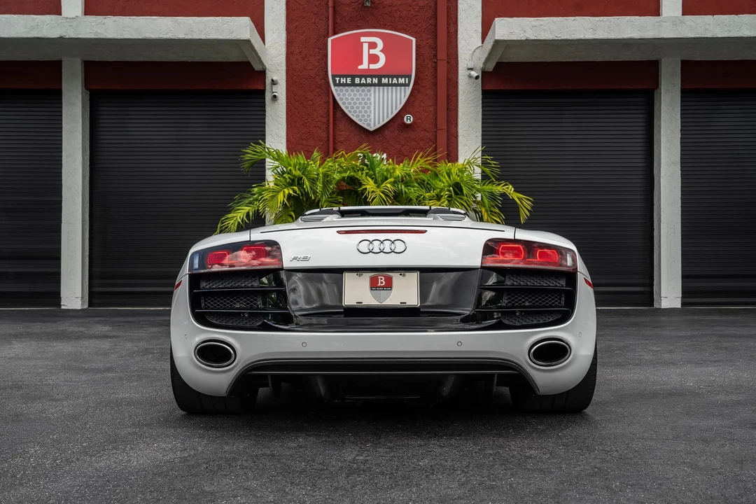 2011 Audi 42 R8 - Image 19 of 31