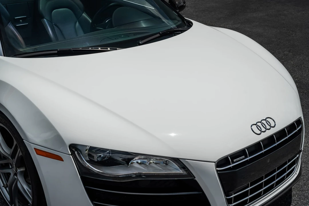 2011 Audi 42 R8 - Image 27 of 31
