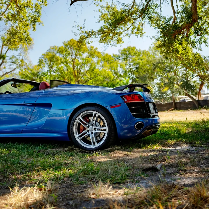 2011 Audi 42 R8 - Image 8 of 31