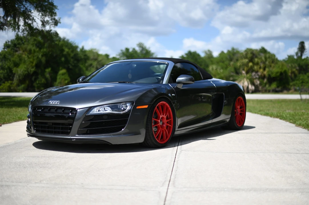 2011 Audi 42 R8 - Image 24 of 31