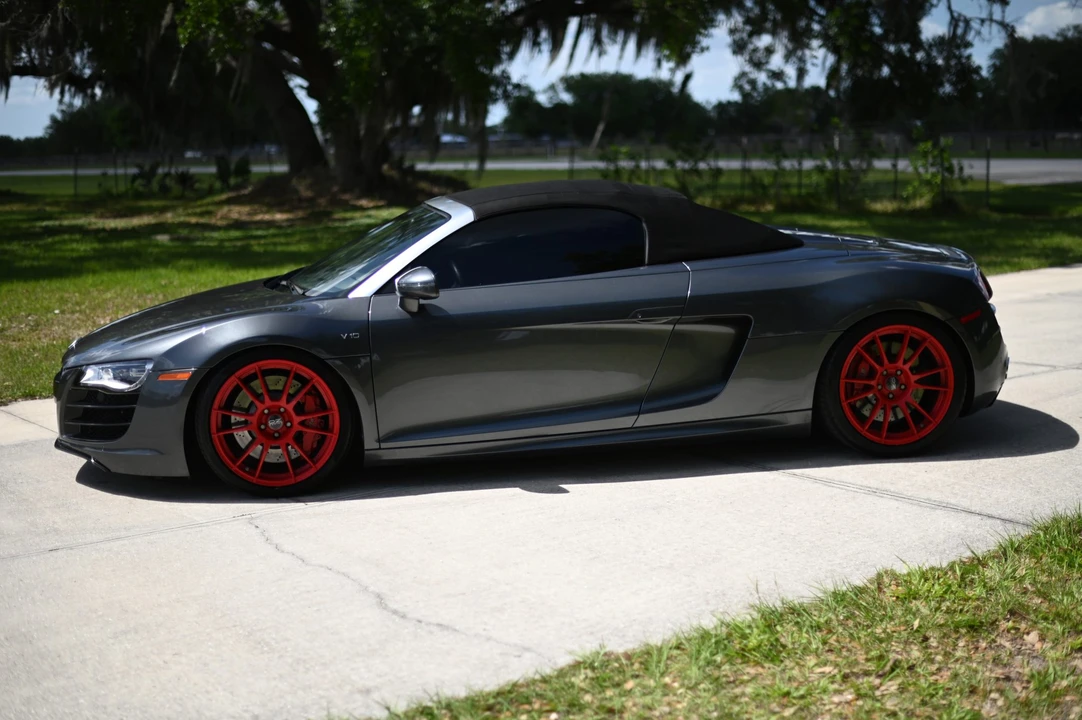 2011 Audi 42 R8 - Image 25 of 31