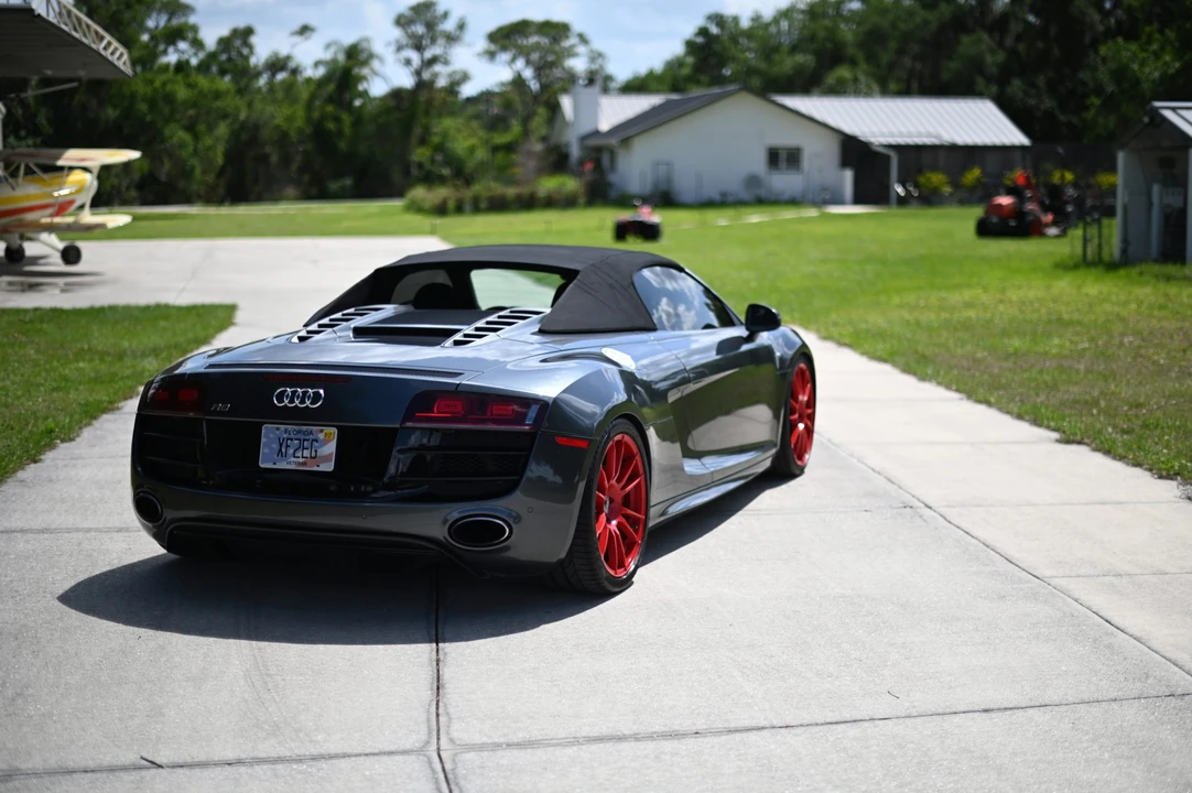 2011 Audi 42 R8 - Image 31 of 31
