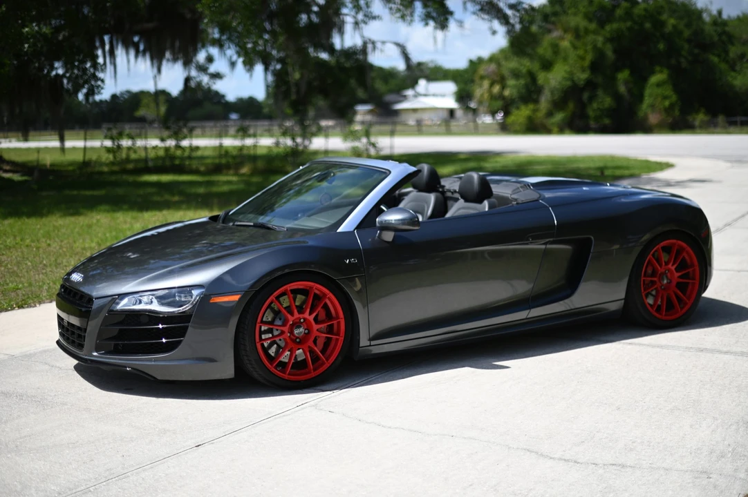2011 Audi 42 R8 - Image 6 of 31