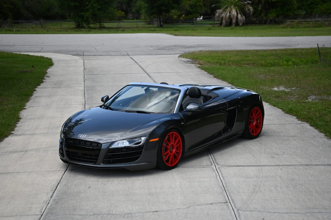 2011 Audi 42 R8 - Image 4 of 31