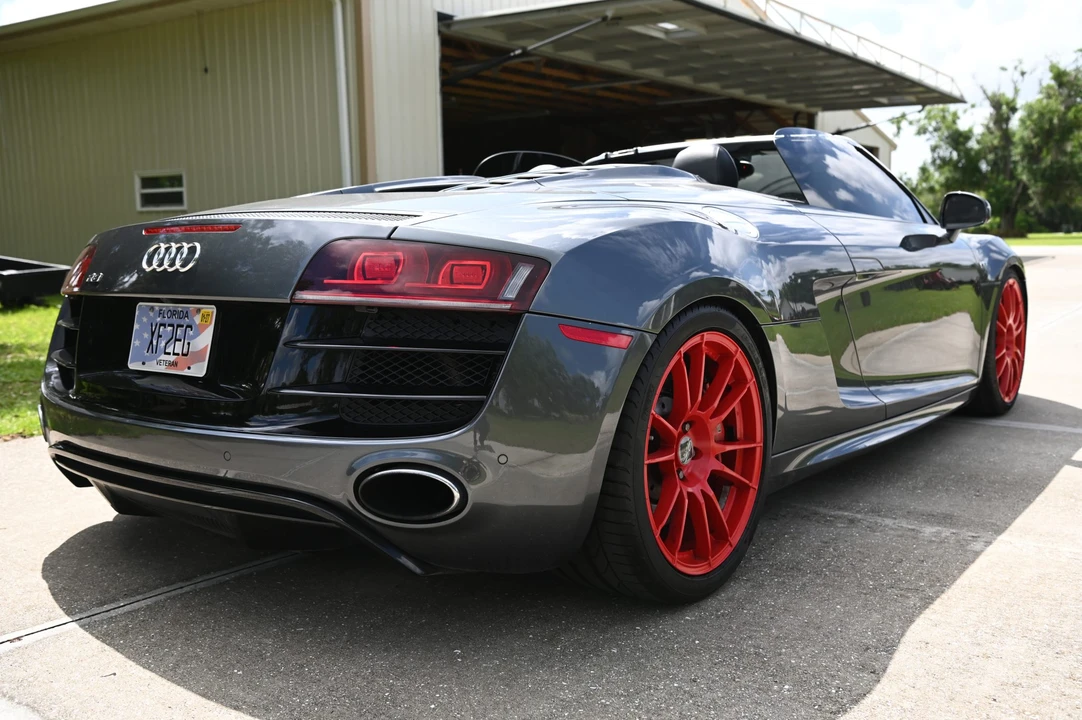 2011 Audi 42 R8 - Image 14 of 31