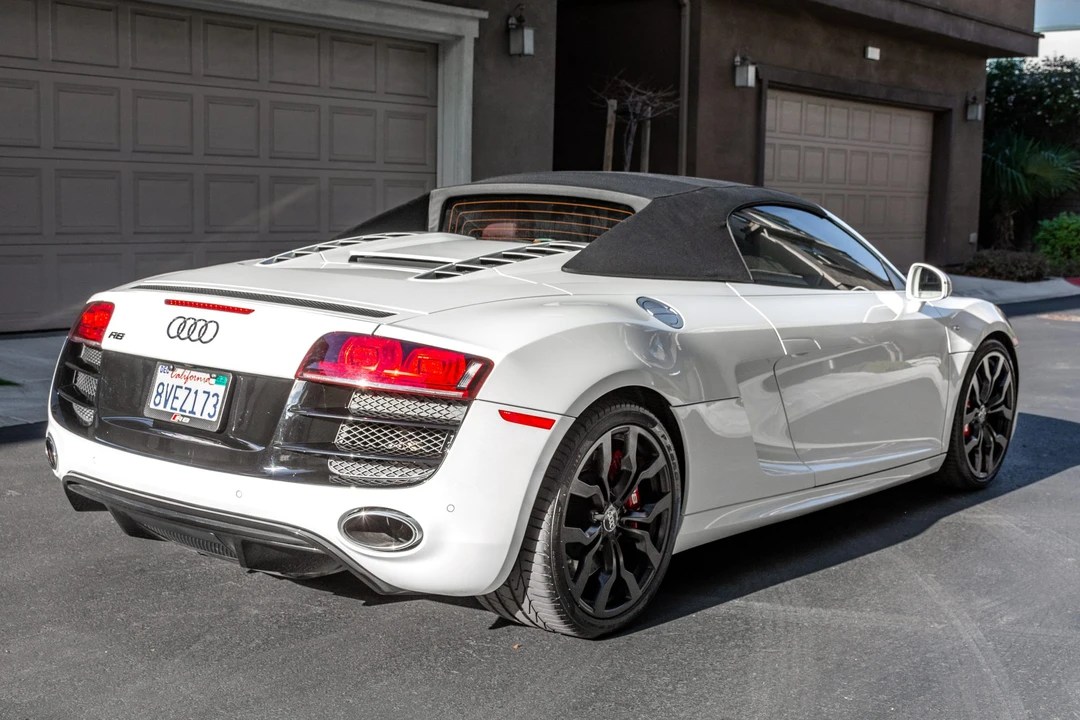 2011 Audi 42 R8 - Image 10 of 31