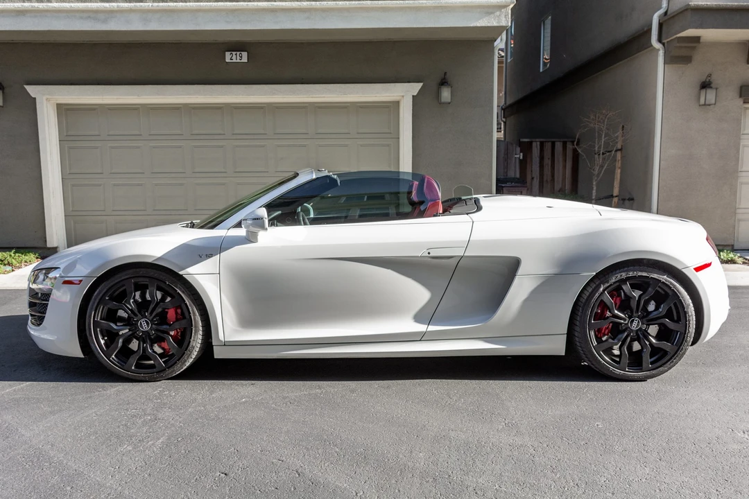 2011 Audi 42 R8 - Image 3 of 31