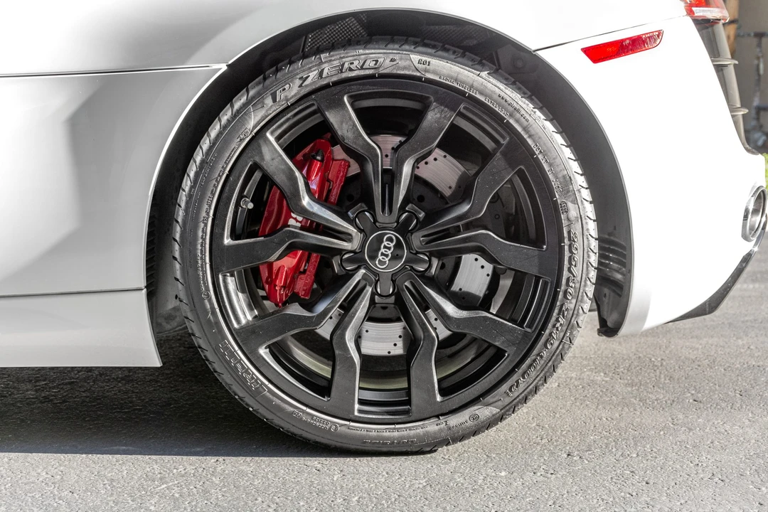 2011 Audi 42 R8 - Image 21 of 31