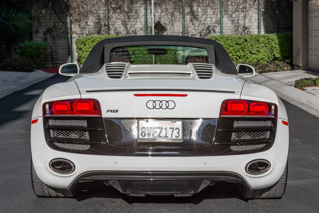 2011 Audi 42 R8 - Image 9 of 31