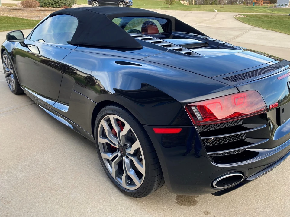 2011 Audi 42 R8 - Image 23 of 31