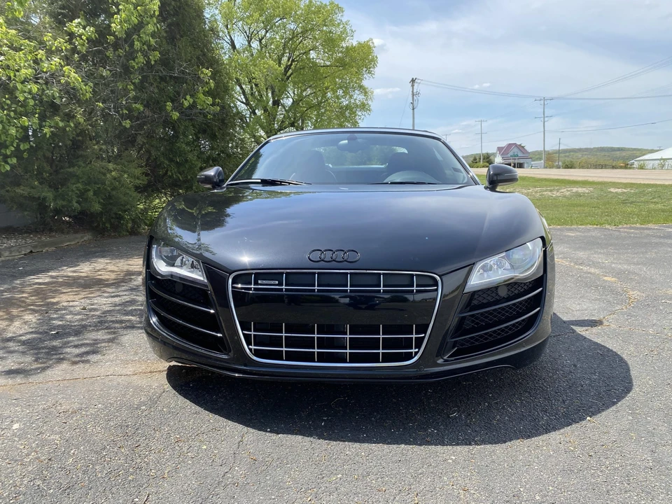 2011 Audi 42 R8 - Image 9 of 31
