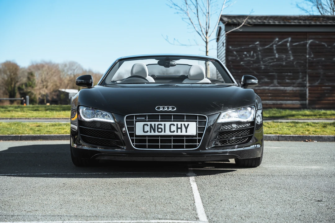 2011 Audi 42 R8 - Image 2 of 31