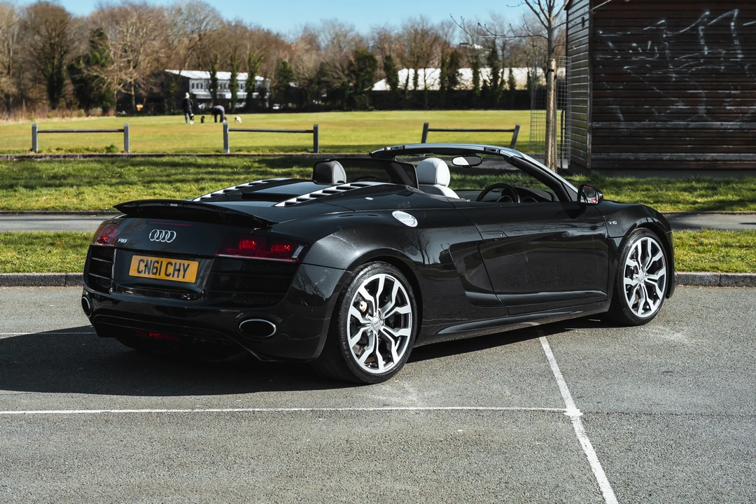 2011 Audi 42 R8 - Image 13 of 31