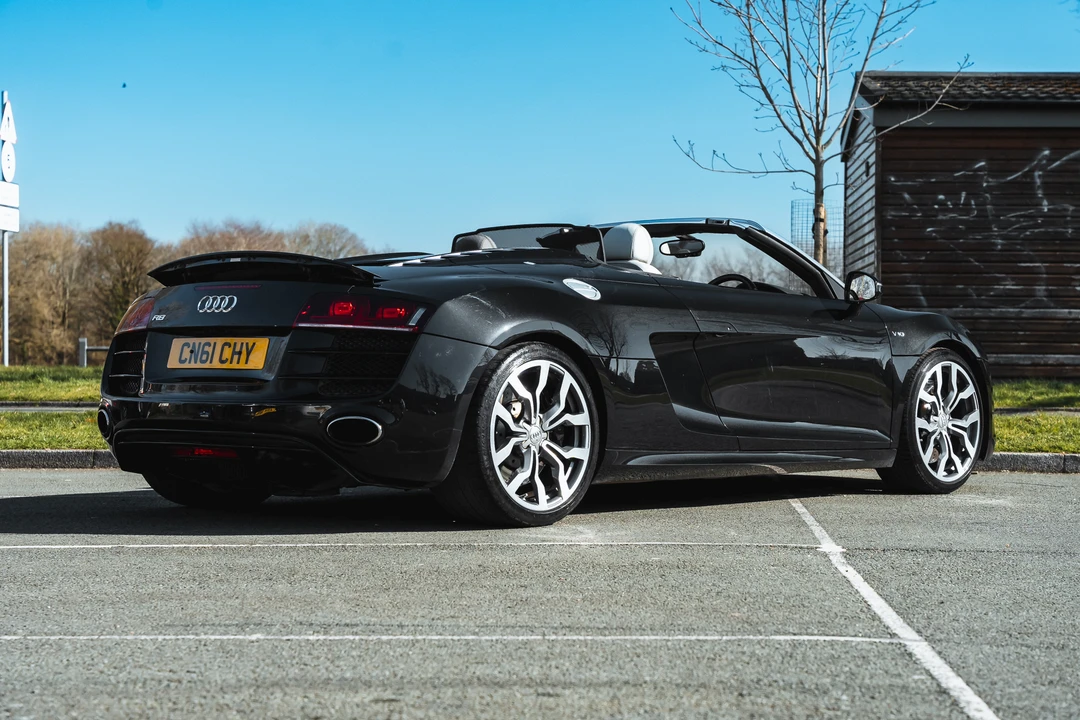 2011 Audi 42 R8 - Image 5 of 31