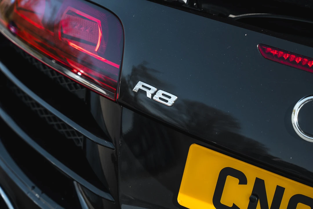 2011 Audi 42 R8 - Image 29 of 31