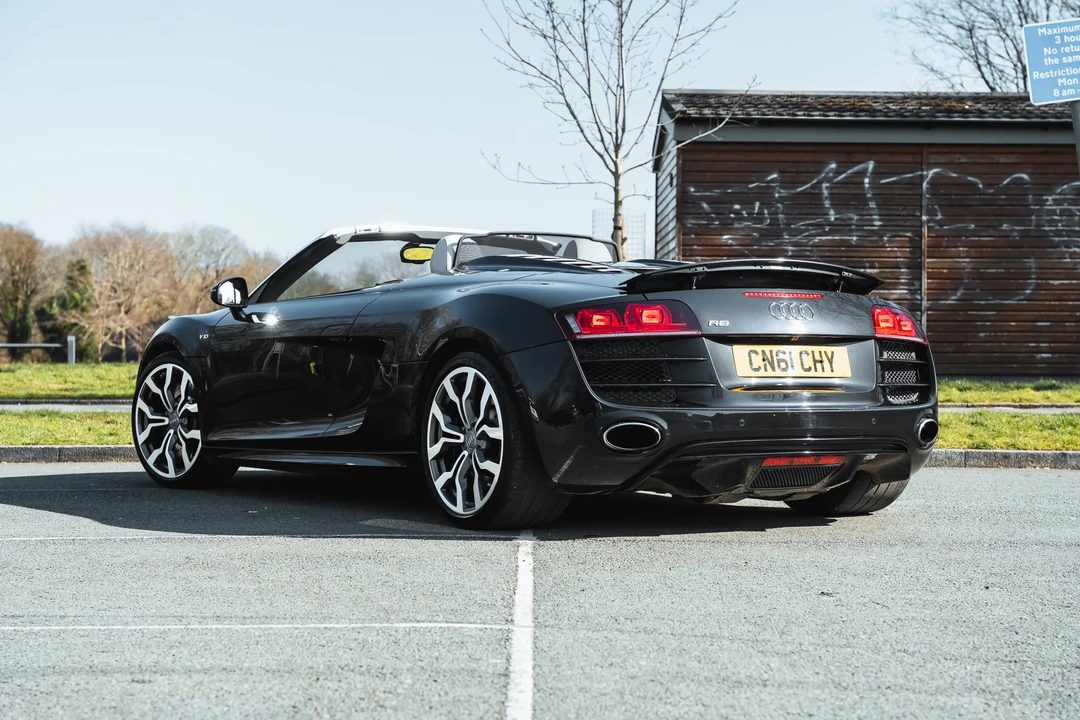 2011 Audi 42 R8 - Image 7 of 31
