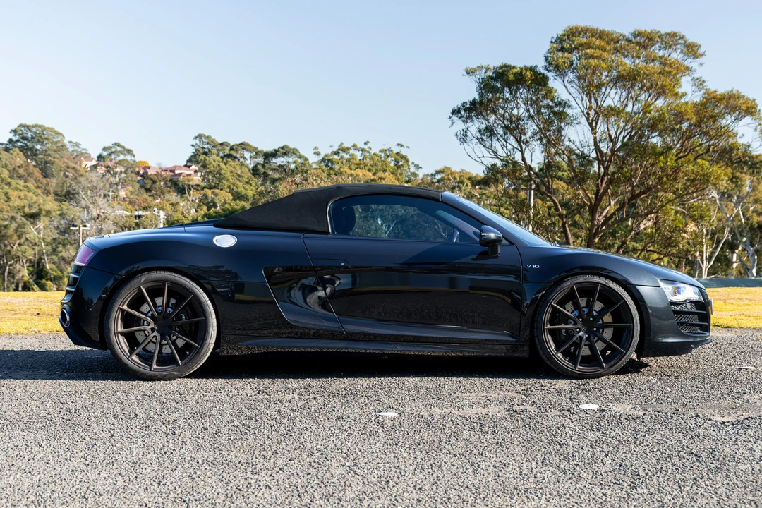 2011 Audi 42 R8 - Image 30 of 31