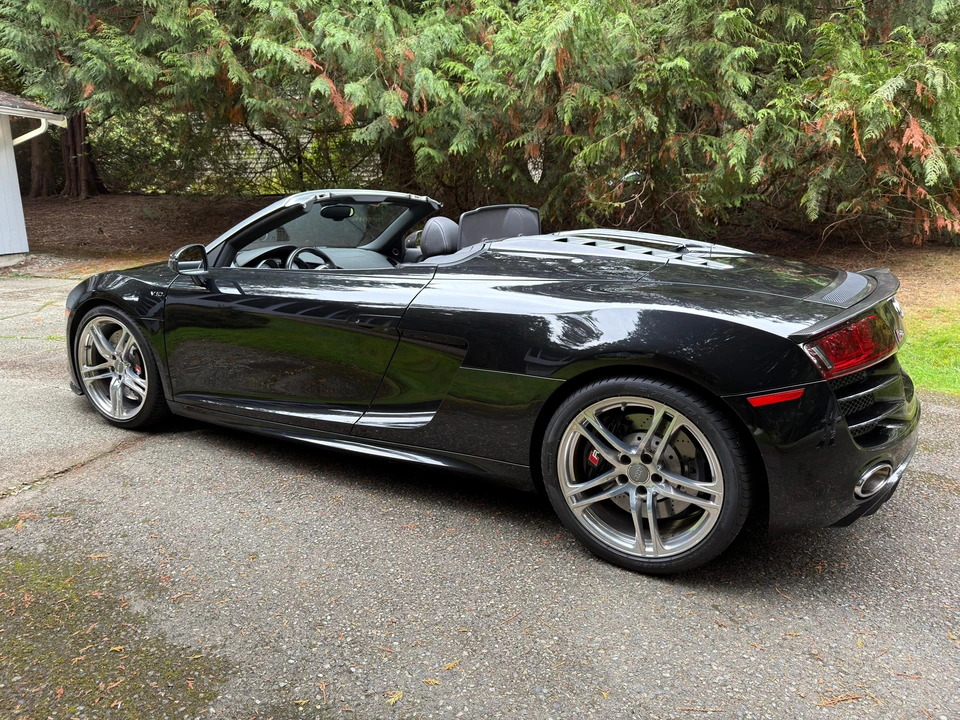 2011 Audi 42 R8 - Image 9 of 31