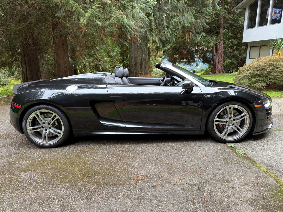 2011 Audi 42 R8 - Image 14 of 31