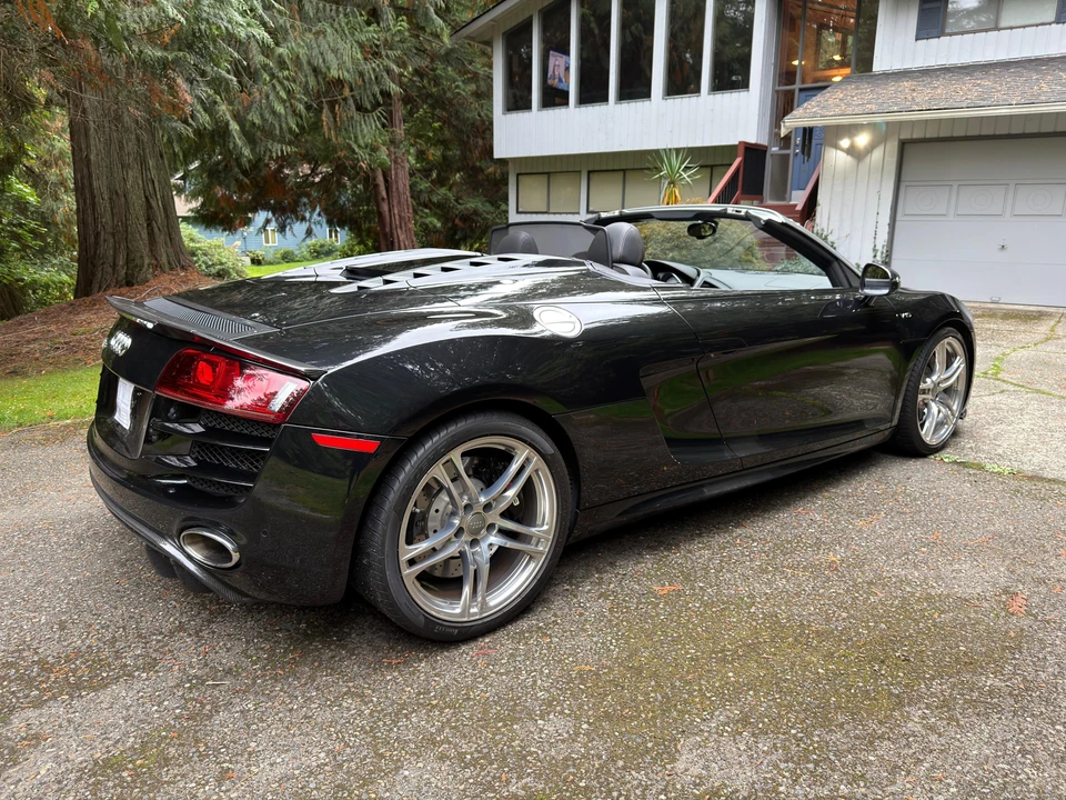 2011 Audi 42 R8 - Image 12 of 31