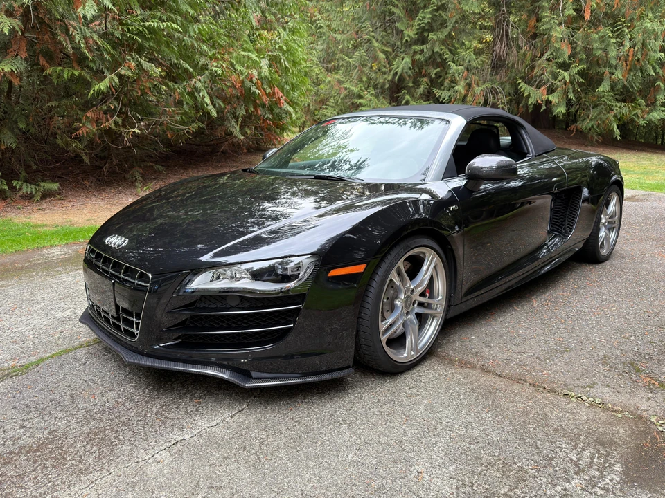 2011 Audi 42 R8 - Image 23 of 31
