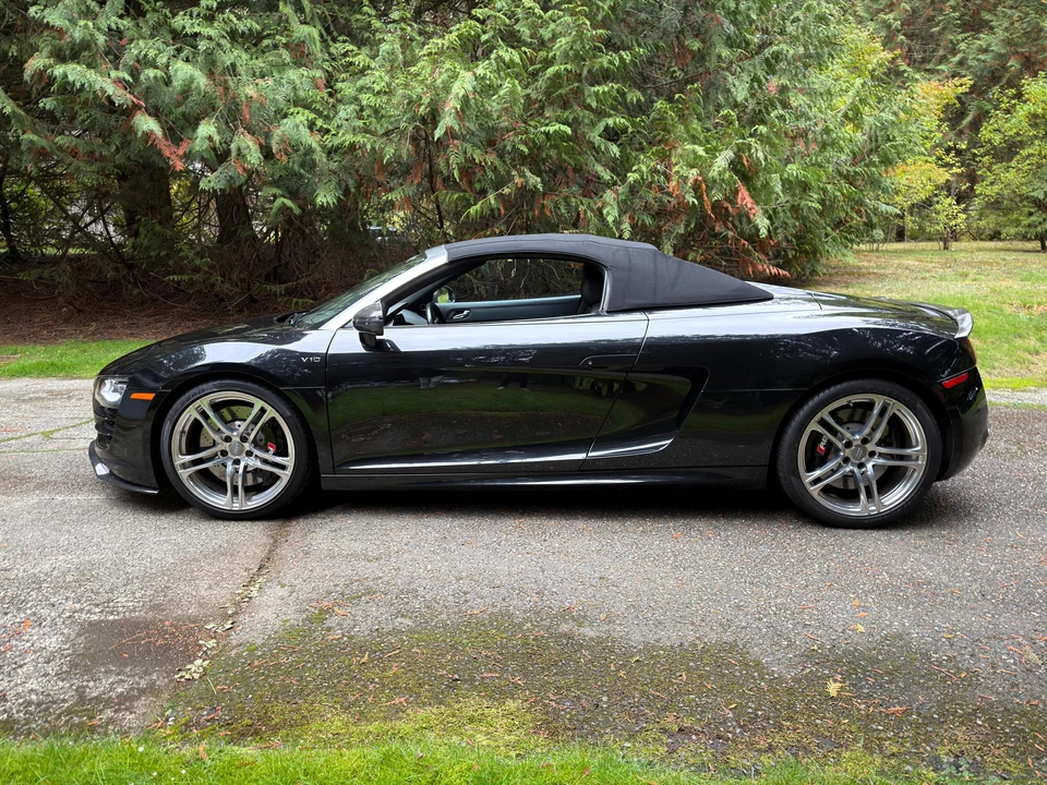 2011 Audi 42 R8 - Image 26 of 31