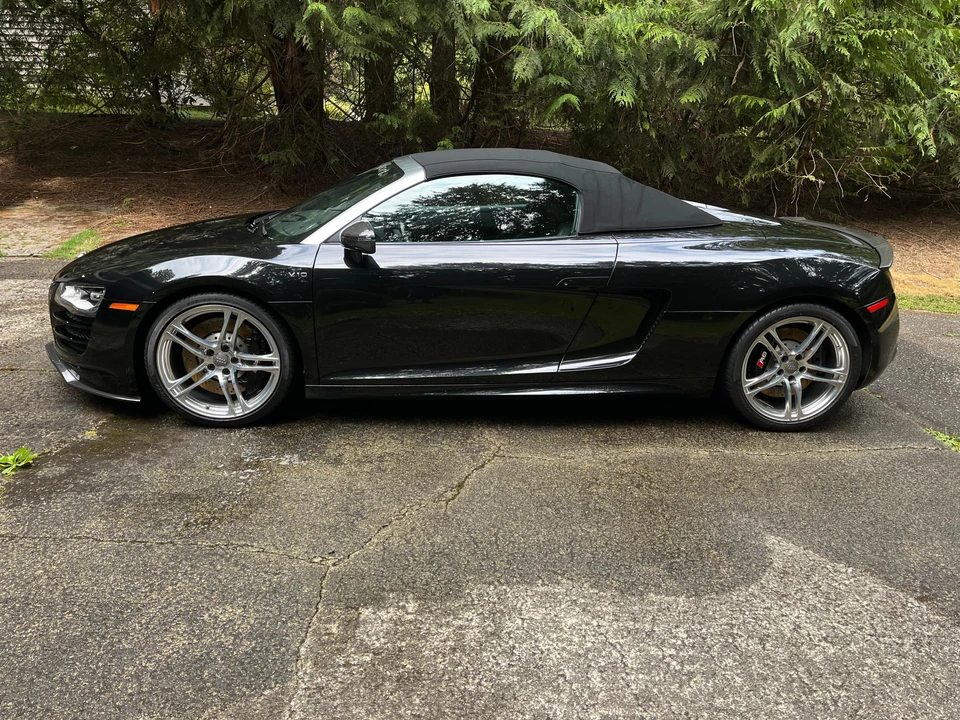 2011 Audi 42 R8 - Image 25 of 31