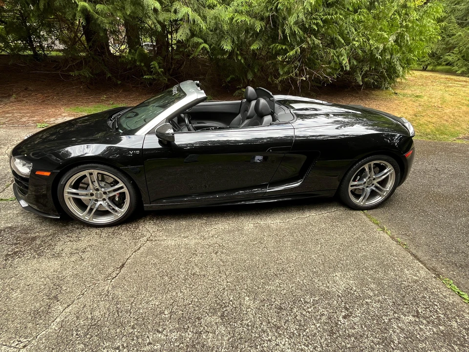 2011 Audi 42 R8 - Image 7 of 31