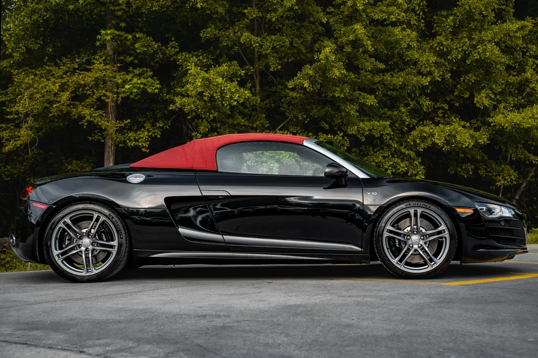2011 Audi 42 R8 - Image 3 of 31
