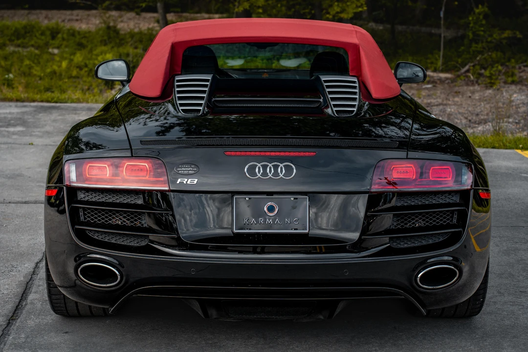 2011 Audi 42 R8 - Image 18 of 31