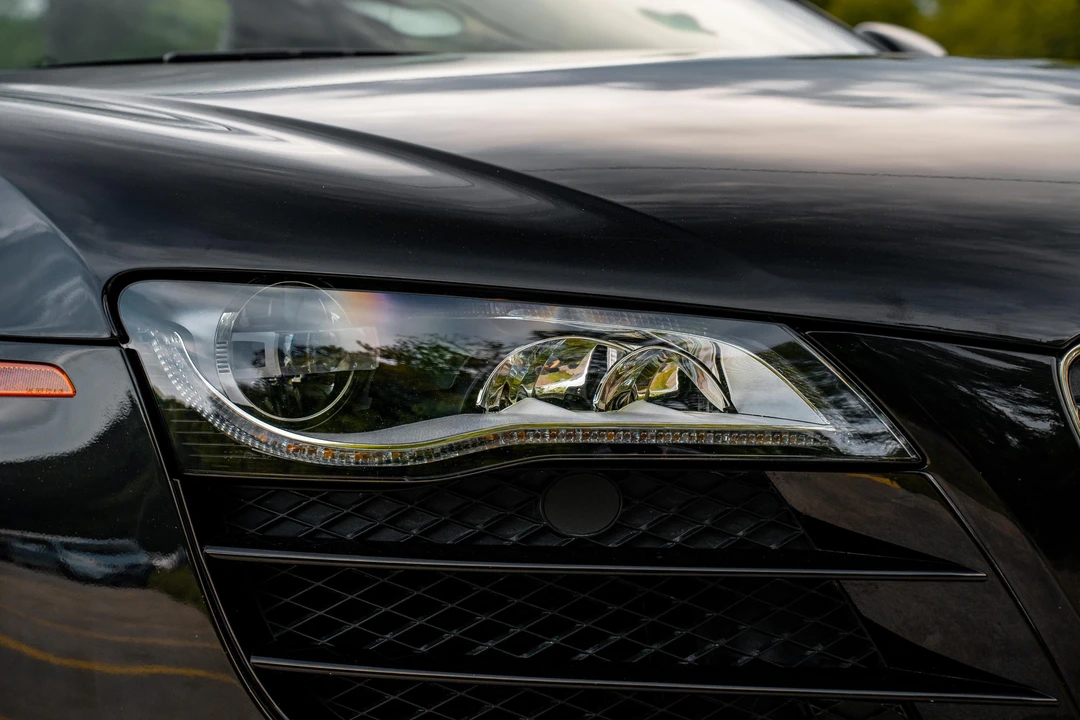 2011 Audi 42 R8 - Image 28 of 31