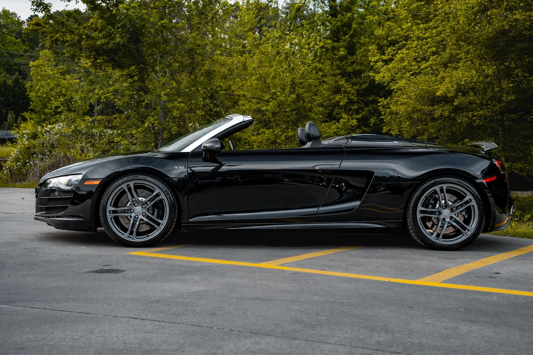 2011 Audi 42 R8 - Image 8 of 31