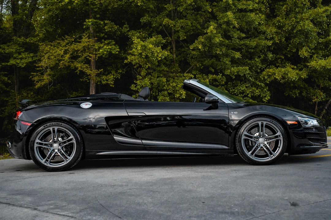 2011 Audi 42 R8 - Image 9 of 31