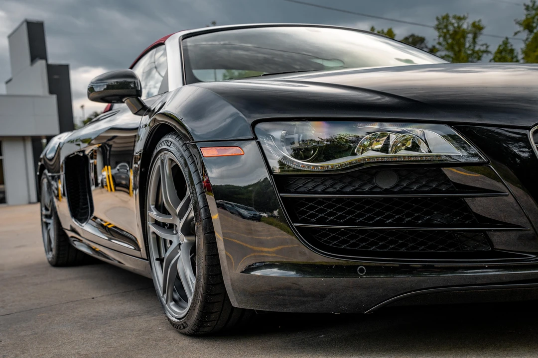 2011 Audi 42 R8 - Image 26 of 31