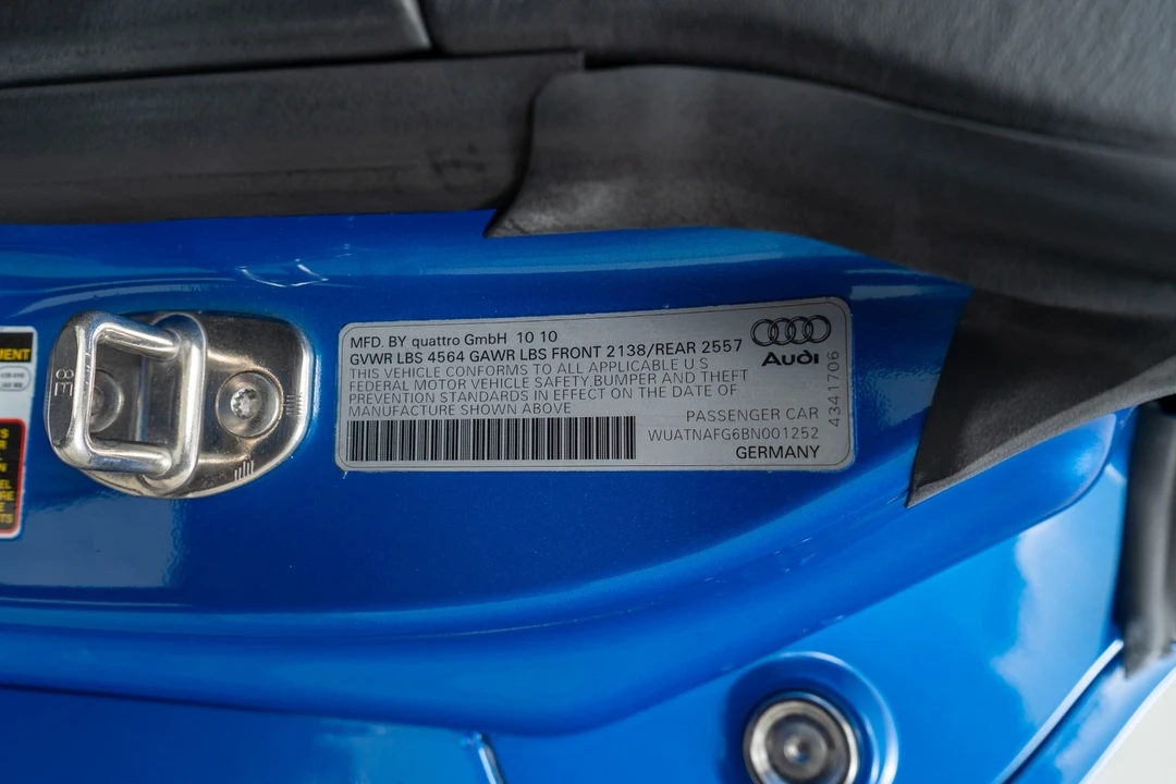 2011 Audi 42 R8 - Image 20 of 21