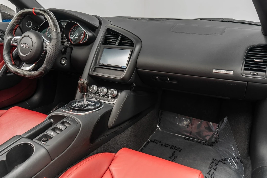 2011 Audi 42 R8 - Image 14 of 21