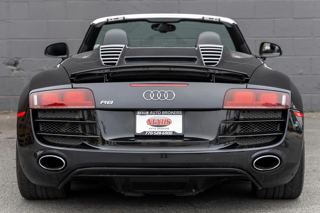 2011 Audi 42 R8 - Image 5 of 31
