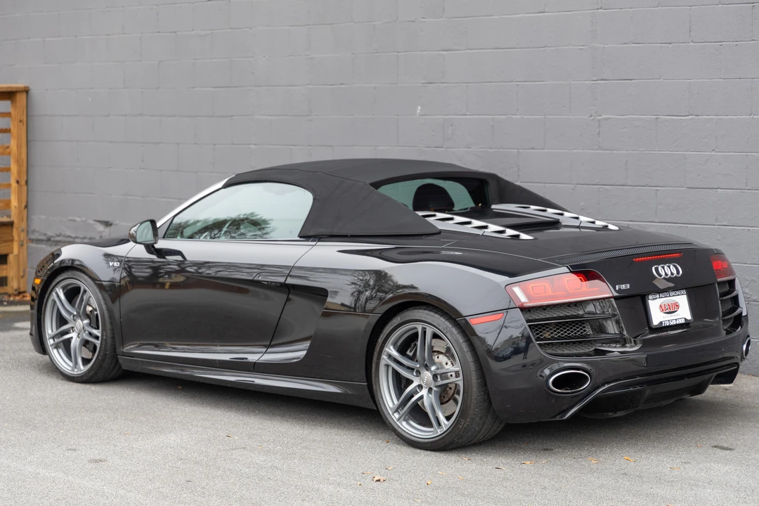 2011 Audi 42 R8 - Image 22 of 31