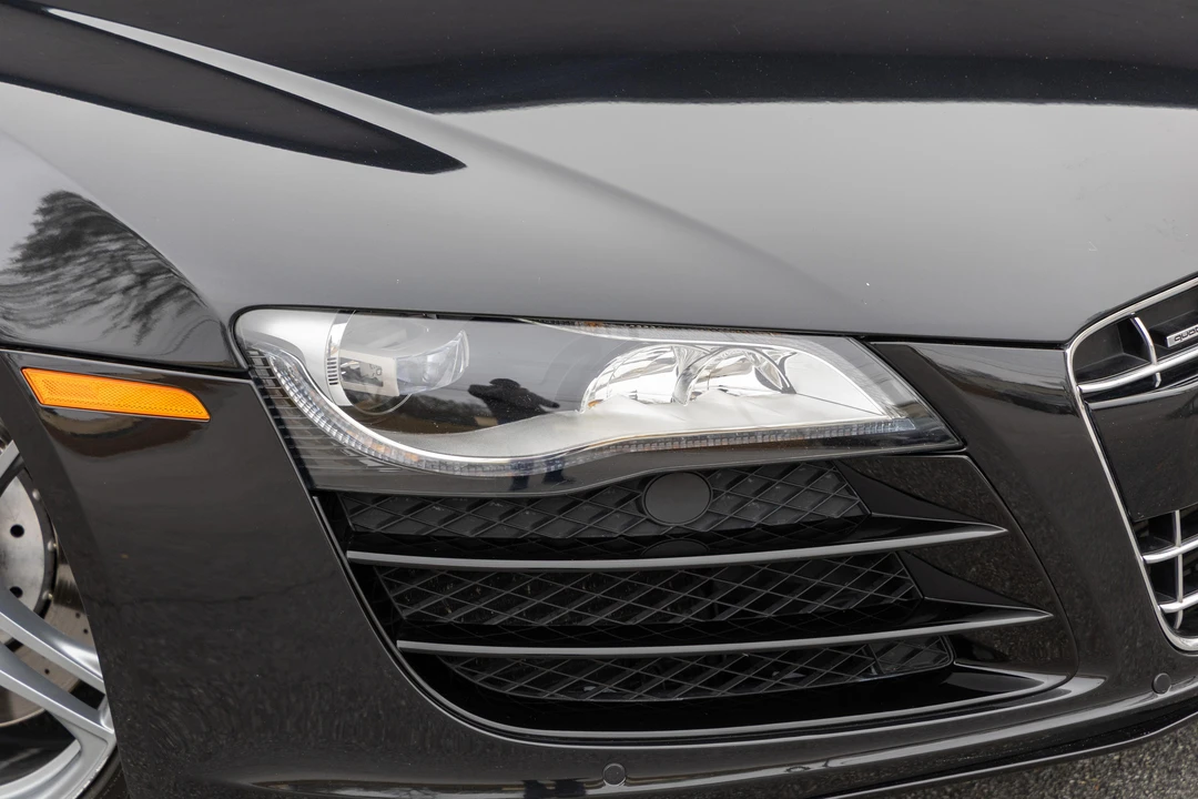 2011 Audi 42 R8 - Image 24 of 31