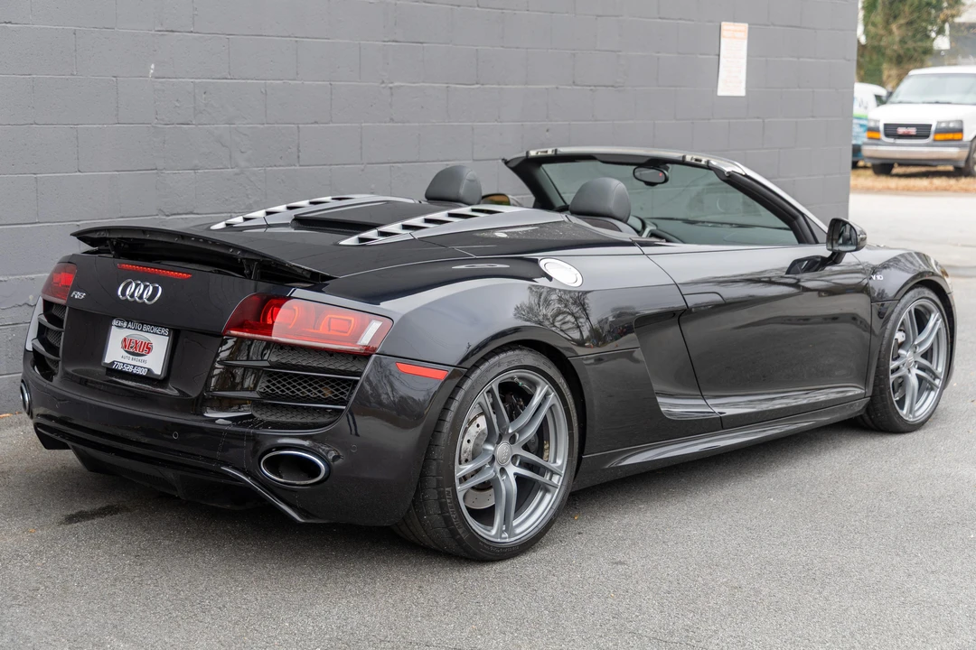 2011 Audi 42 R8 - Image 12 of 31