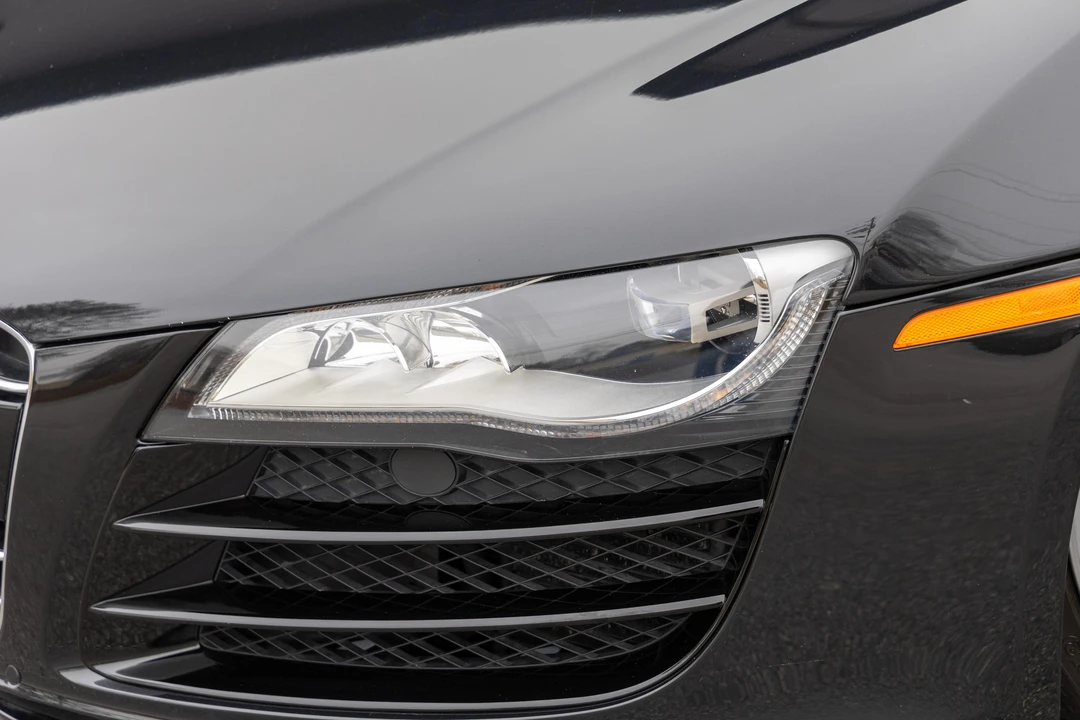 2011 Audi 42 R8 - Image 27 of 31