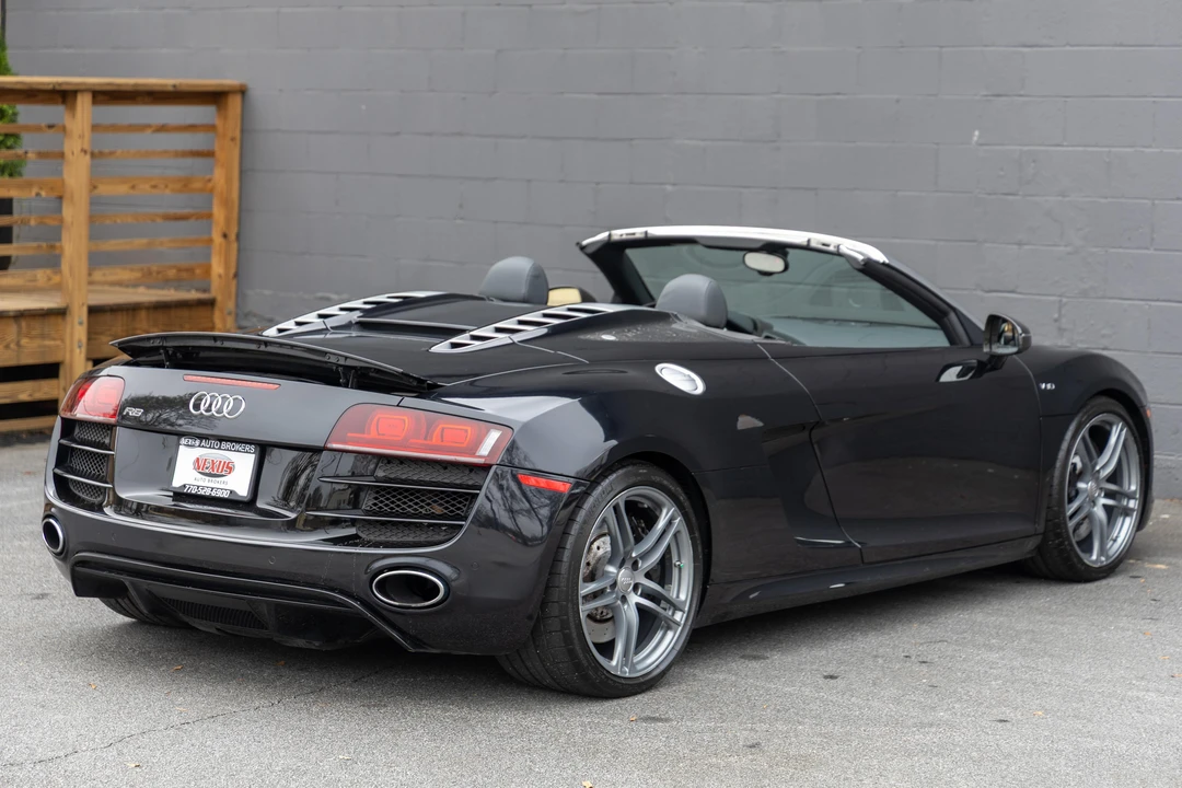 2011 Audi 42 R8 - Image 11 of 31