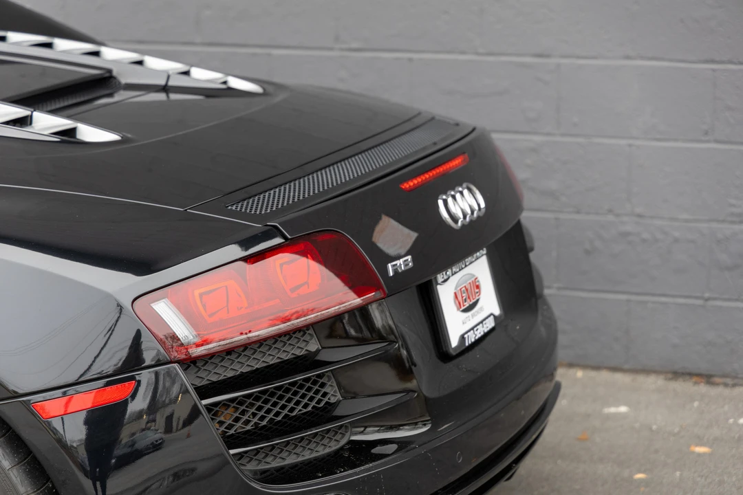 2011 Audi 42 R8 - Image 31 of 31